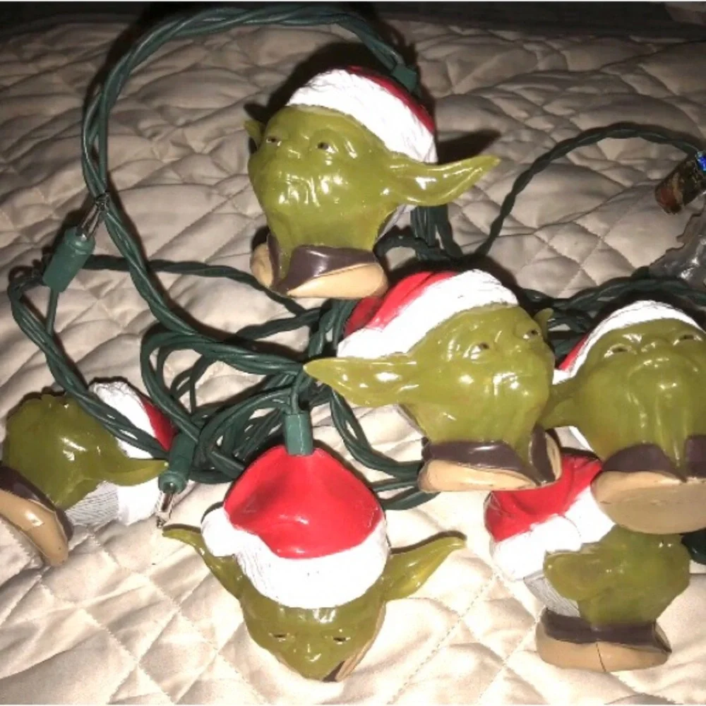 Stars Wars cupcake Decorating kits + YODA heads XMAS Lights RARE collectibles